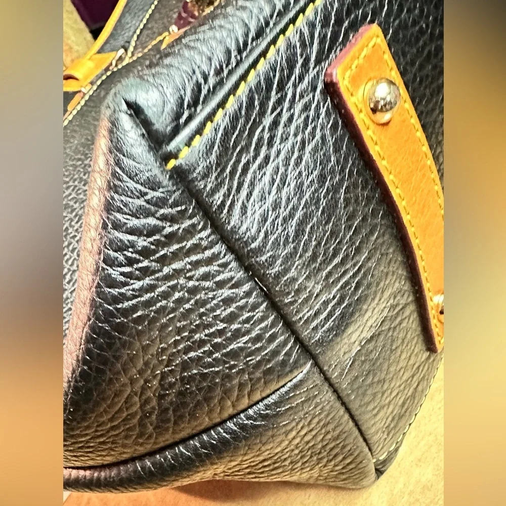 Vintage Black Dooney & Bourke Pebble Leather Tote - Picture 14 of 15